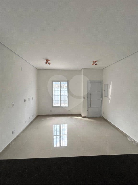 Casa para alugar com 2 quartos, sendo 1 suíte, em Cidade Nova Arujá, Arujá, SP
