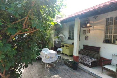 Casa à venda com 2 quartos, sendo 1 suíte, no condomínio River Plate, Rio de Janeiro - RJ