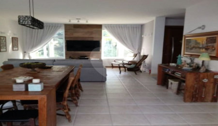 Casa à venda com 3 quartos, sendo 1 suíte,  no condomínio Bosque de Grevilea, Vinhedo - SP