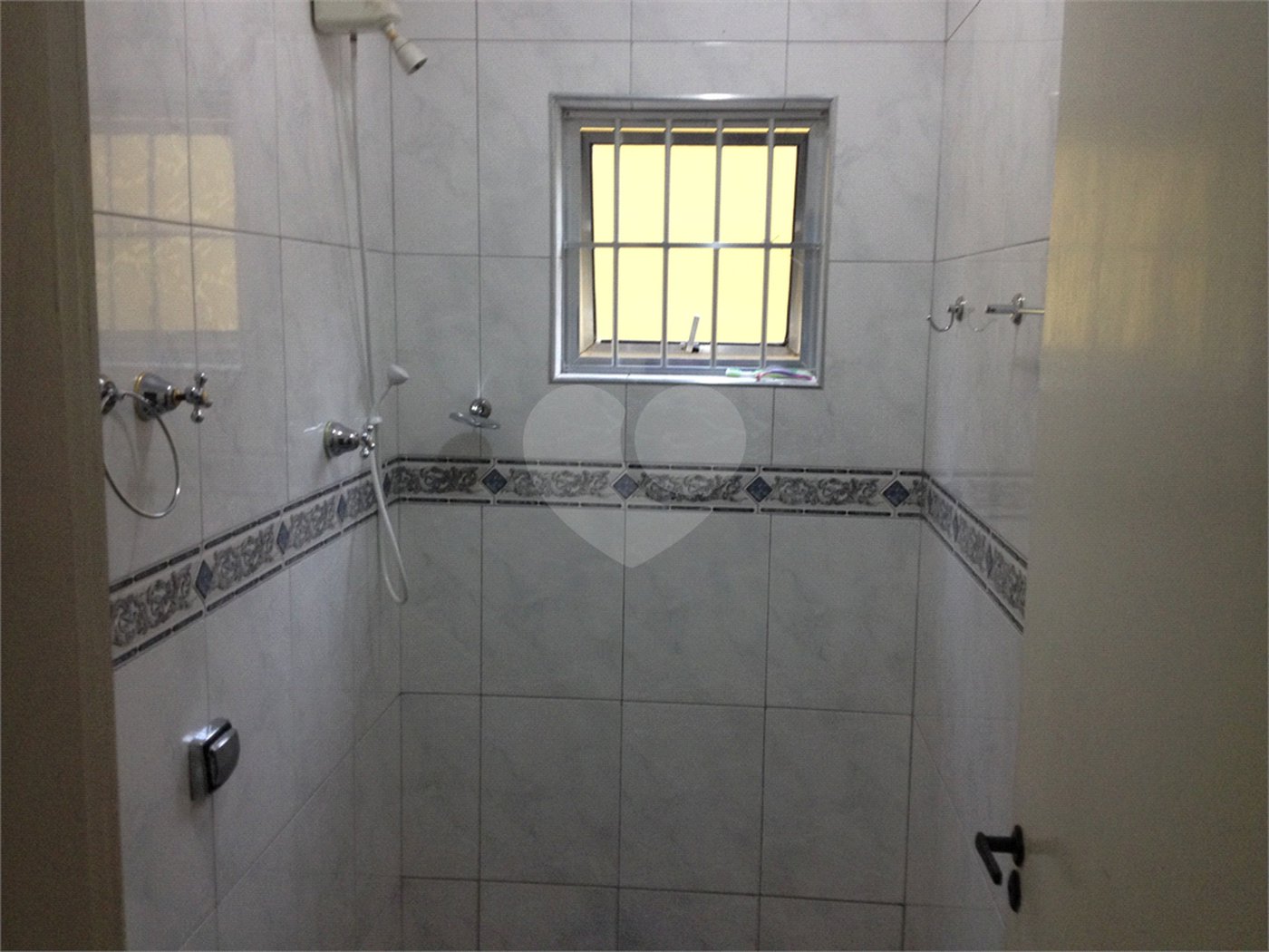 Sobrado à venda com 3 quartos, sendo 1 suíte, em Jardim Santa Clara, Guarulhos, SP
