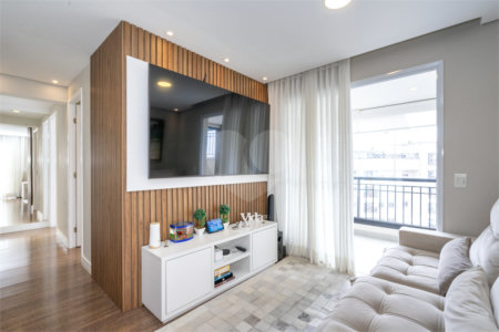 Apartamento à venda com 3 quartos, sendo 1 suíte,  em Jardim Parque Morumbi, São Paulo, SP