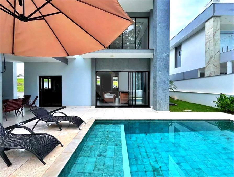 Casa à venda com 3 suítes no condomínio Ninho Verde II, Pardinho - SP