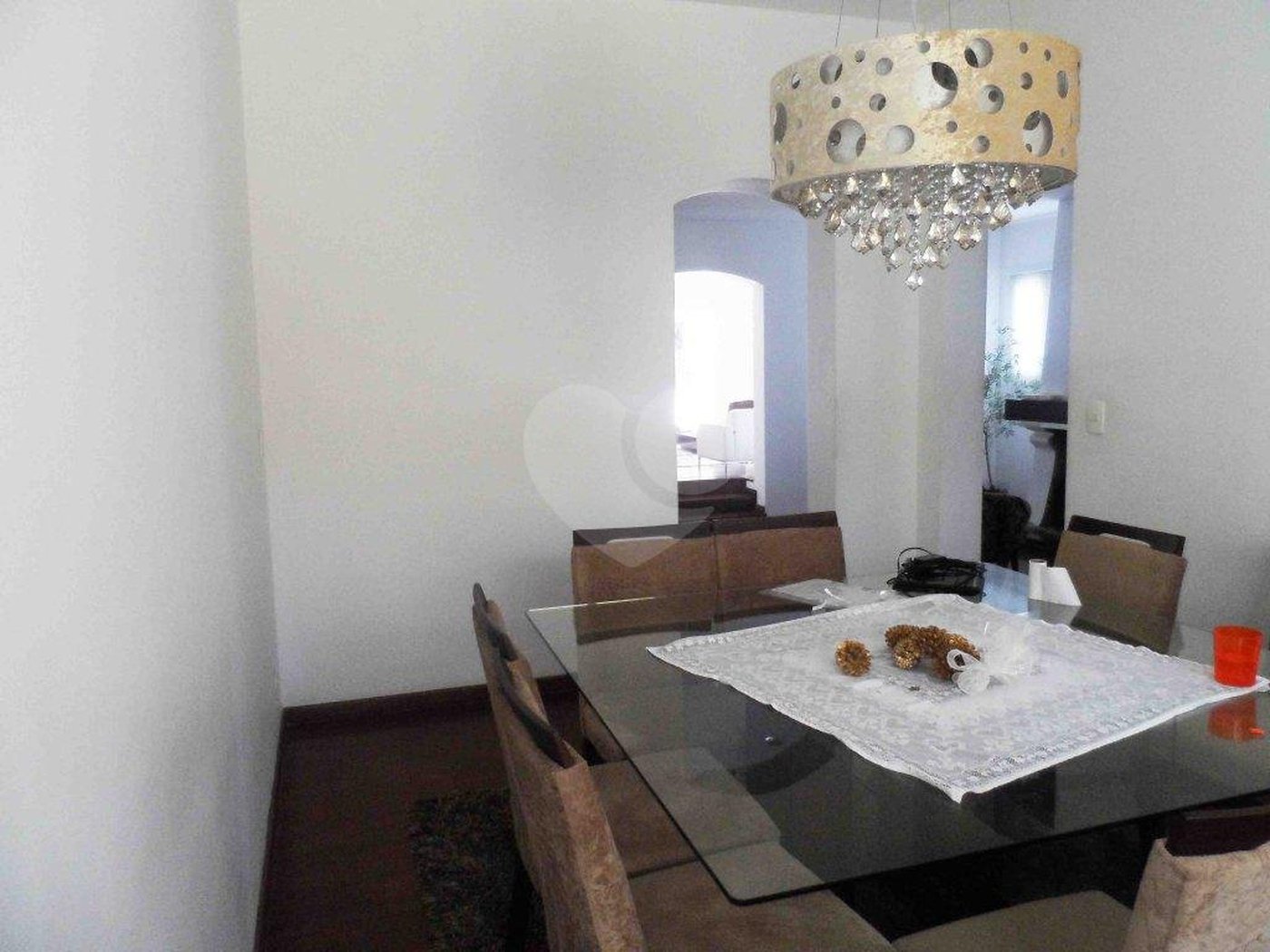 Sobrado à venda com 5 quartos, sendo 3 suítes, em Interlagos, São Paulo, SP