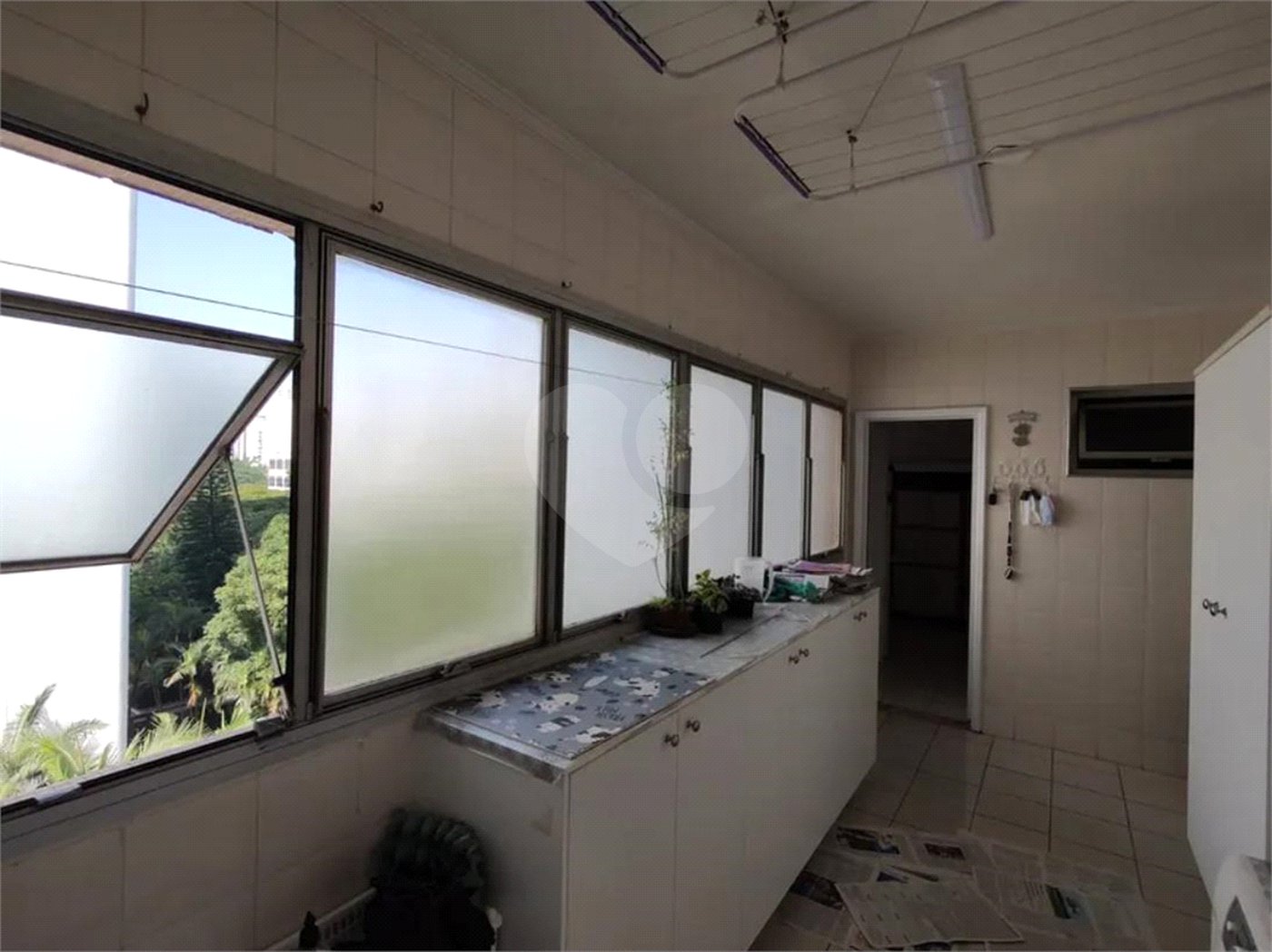 Apartamento à venda com 4 quartos, sendo 1 suíte, em Brooklin Paulista, São Paulo, SP