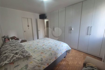 Apartamento à venda com 3 quartos, sendo 1 suíte, em Itaim Bibi, São Paulo, SP
