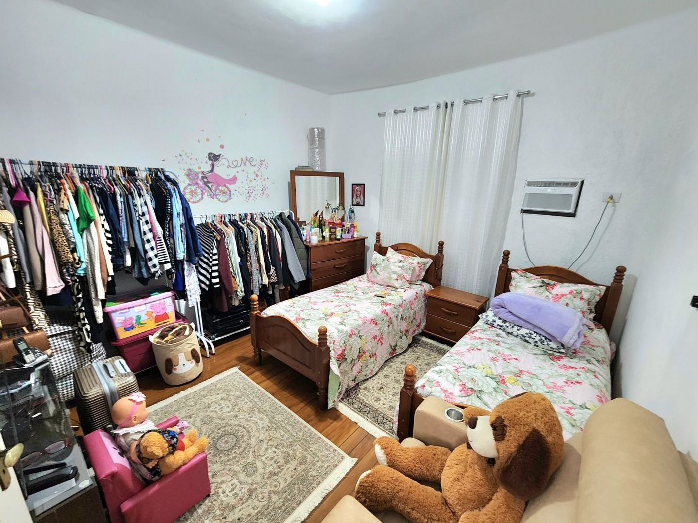 Casa próximo da praia com 3 dormitórios à venda, 128 m² por R$ 1.300.000 - Pompéia - Santos/SP