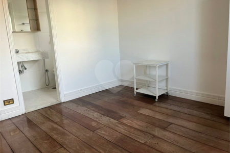 Apartamento à venda com 3 quartos, sendo 1 suíte, em Jardim São Paulo(zona Norte), São Paulo, SP