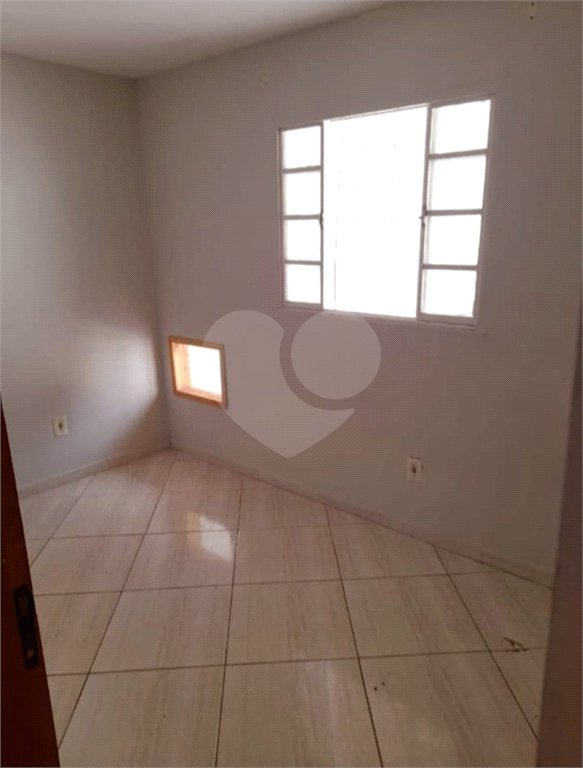 Casa à venda com 4 quartos, sendo 1 suíte, em Guaratiba, Rio de Janeiro, RJ