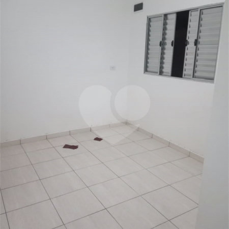 Casa à venda com 2 quartos, sendo 1 suíte,  em Vila Eugênia, Mogi das Cruzes, SP