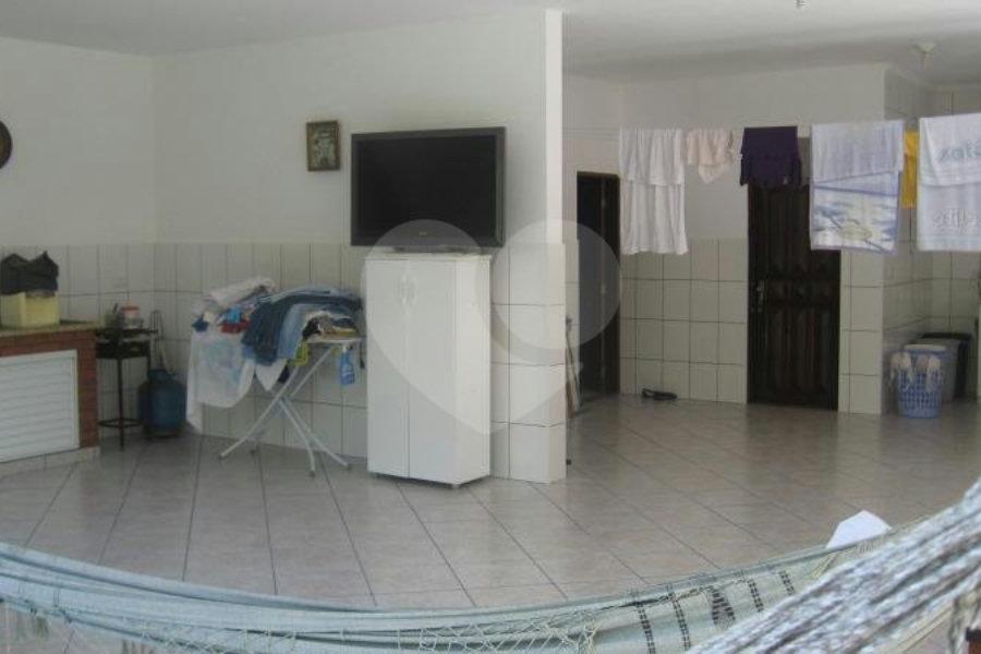 Sobrado à venda com 4 suítes em Tremembé, São Paulo, SP