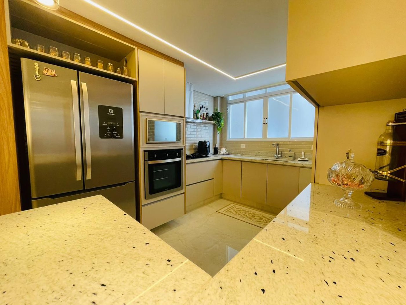 Apartamento com 3 dormitórios à venda, 127 m² por R$ 2.550.000,00 - Gonzaga - Santos/SP