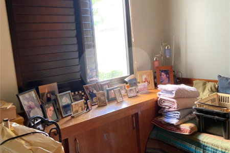 Apartamento à venda com 4 quartos, sendo 3 suítes,  em Cidade São Francisco, São Paulo, SP