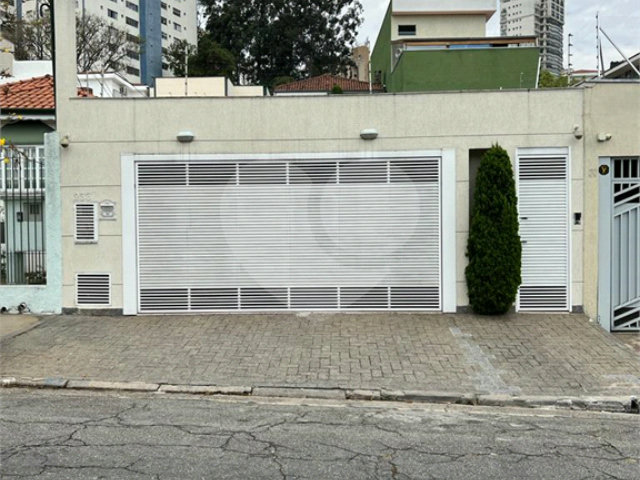 Casa à venda com 2 suítes em Santana, São Paulo, SP