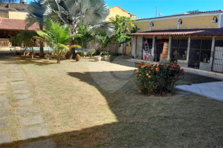 Casa à venda com 3 quartos, sendo 1 suíte, em Campo Grande, Rio de Janeiro, RJ