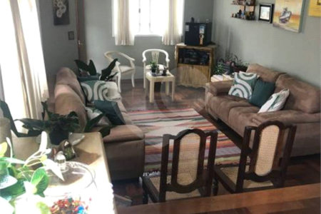 Casa à venda com 4 quartos, sendo 2 suítes,  no condomínio Altos da Serra 1, São José dos Campos - SP