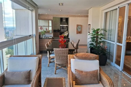 Apartamento à venda com 4 suítes em Vila Andrade, São Paulo, SP