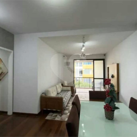 Apartamento à venda com 2 quartos, sendo 1 suíte,  em Laranjeiras, Rio de Janeiro, RJ