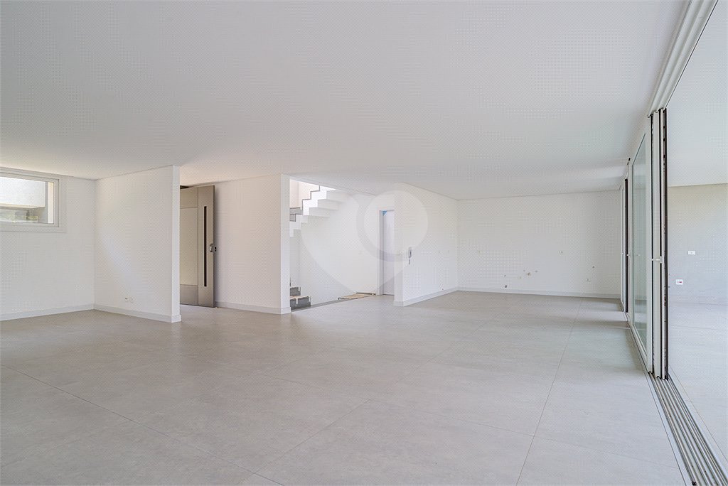 Casa à venda com 4 suítes no condomínio Jamestown, São Paulo - SP