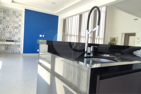Casa à venda com 3 suítes no condomínio Residencialsaint Paul, Itu - SP
