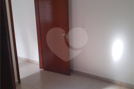 Casa à venda com 4 quartos em Lopes de Oliveira, Sorocaba, SP