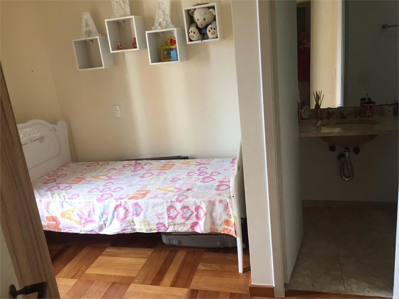 Apartamento à venda com 3 suítes em Vila Suzana, São Paulo, SP