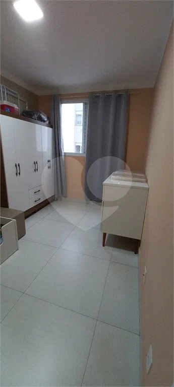 APARTAMENTO A VENDA 2 DORM SENDO 1 SUITE - VAGA DE GARAGEM COBERTA