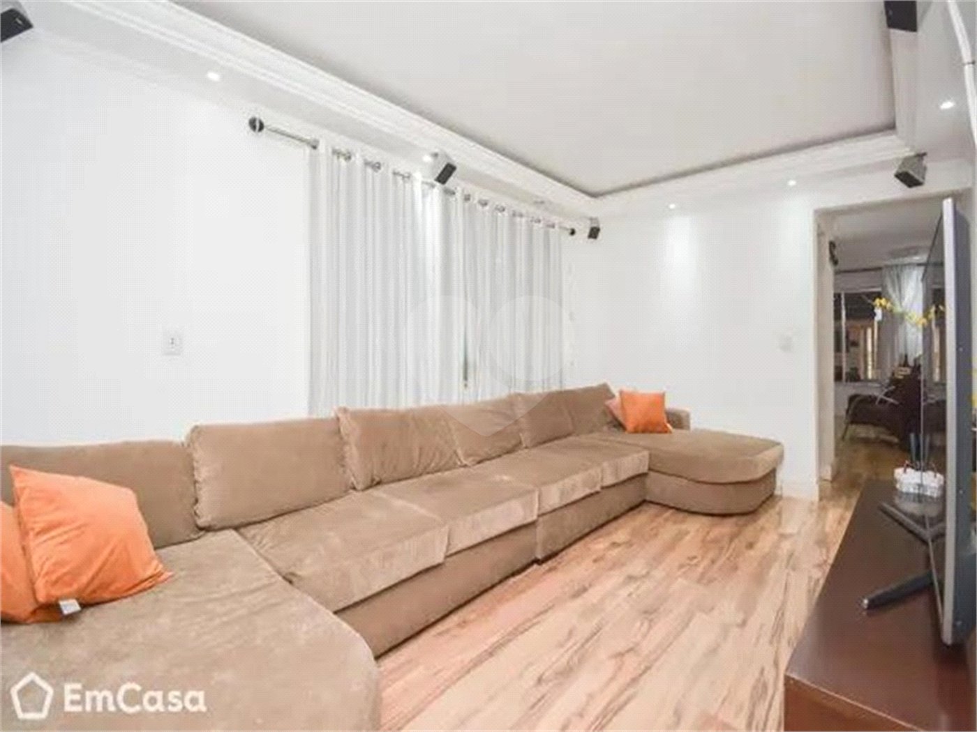Sobrado à venda com 3 quartos, sendo 1 suíte, em Vila Galvão, Guarulhos, SP