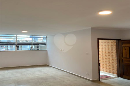 Sobrado à venda com 3 quartos em Brooklin, São Paulo, SP