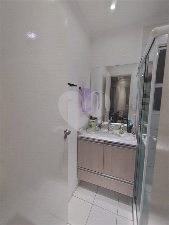Apartamento à venda com 3 quartos, sendo 1 suíte, em Umuarama, Osasco, SP