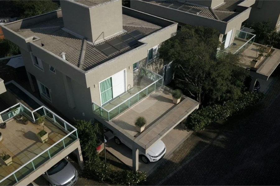 Casa à venda com 4 suítes no condomínio Residencial Jabuticabeiras, São Paulo - SP