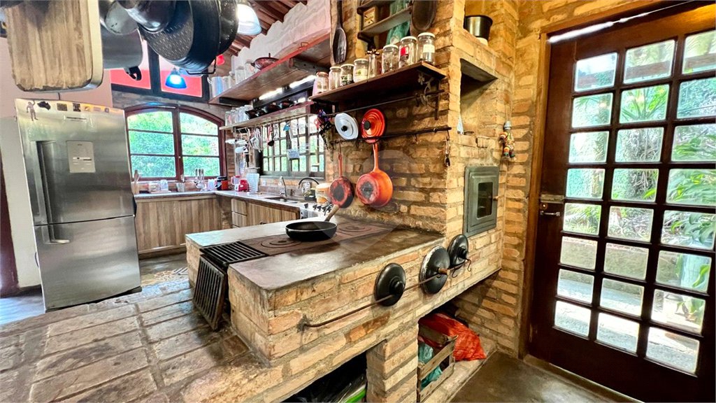 Casa à venda com 4 quartos, sendo 1 suíte, em Serra da Cantareira, Mairiporã, SP