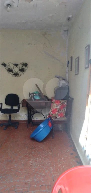 Casa com 272m² de área construída , 2 dormitórios , 1 vaga , à venda no Jabaquara.