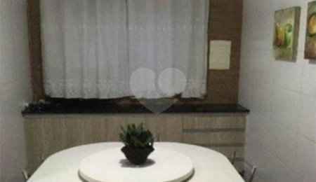 Sobrado à venda com 6 quartos em Cangaíba, São Paulo, SP