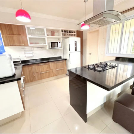 Casa à venda com 3 suítes em Parque Nova Suíça, Valinhos, SP