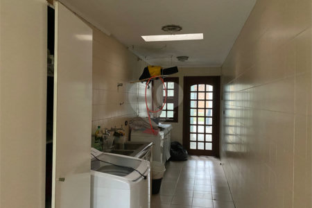 Sobrado à venda com 4 suítes em Alto da Boa Vista, São Paulo, SP