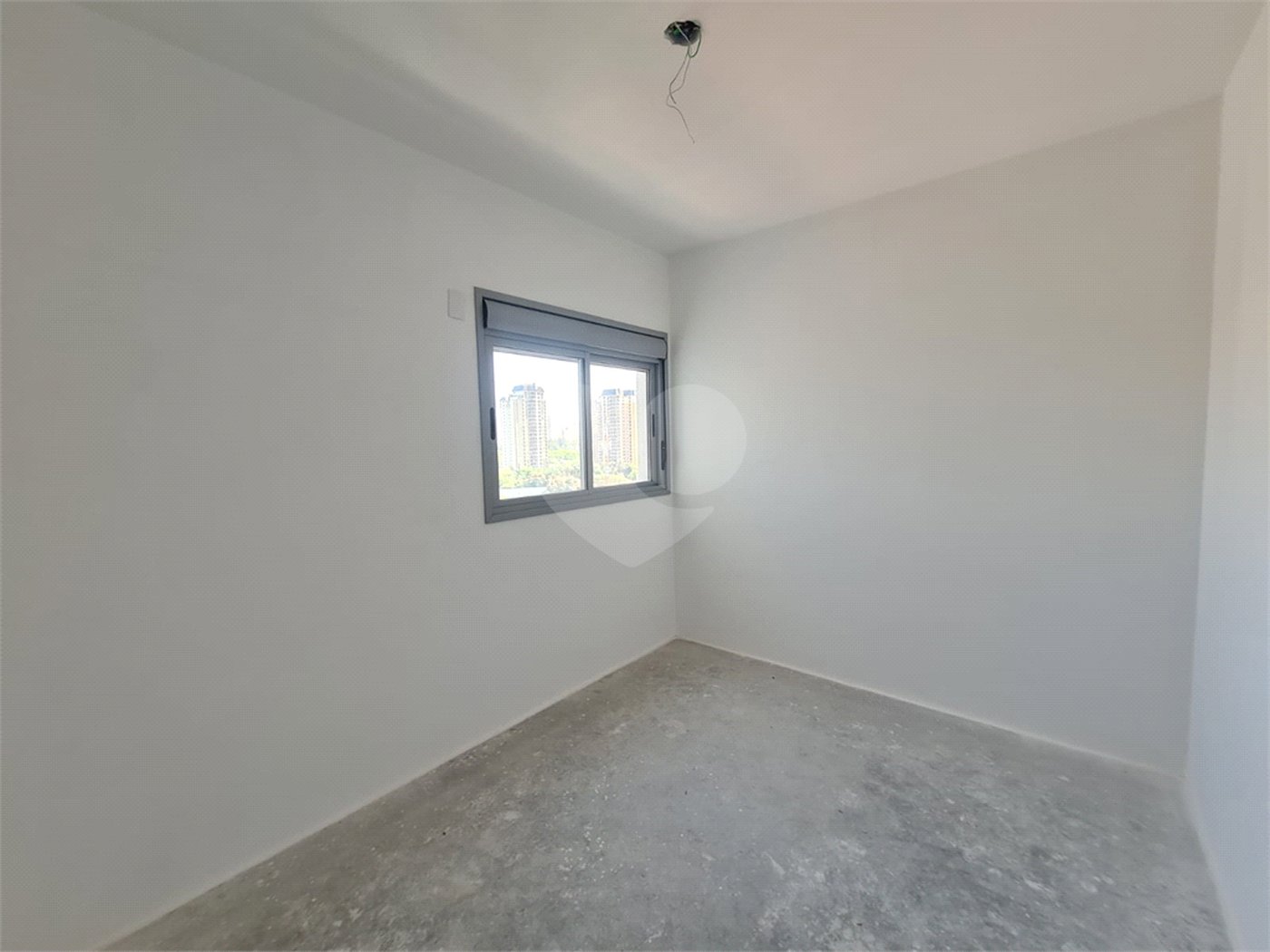 Apartamento à venda com 3 suítes em Jardim Marajoara, São Paulo, SP