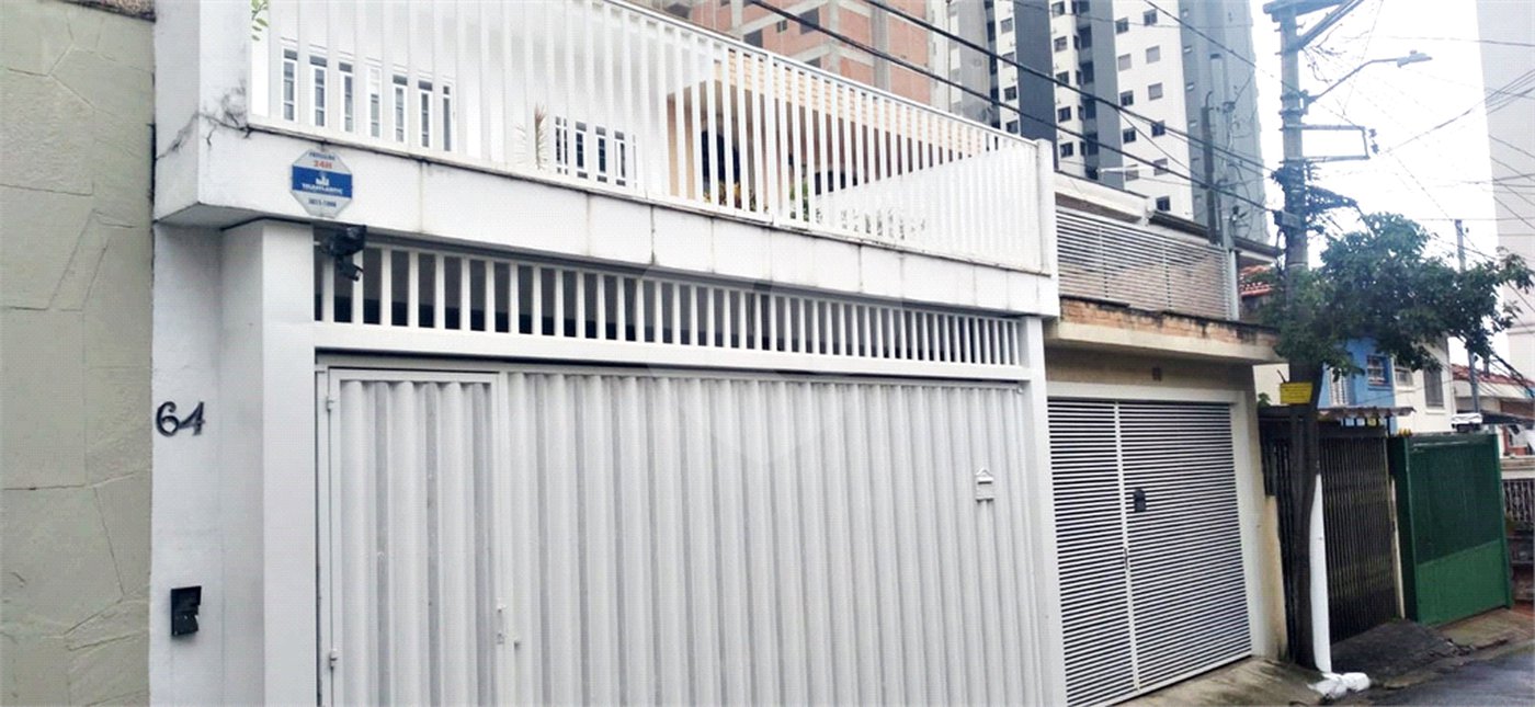 Casa à venda com 4 quartos, sendo 1 suíte, em Santana, São Paulo, SP