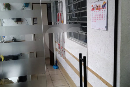 Apartamento à venda com 3 quartos, sendo 1 suíte,  no Centro, Mogi das Cruzes, SP