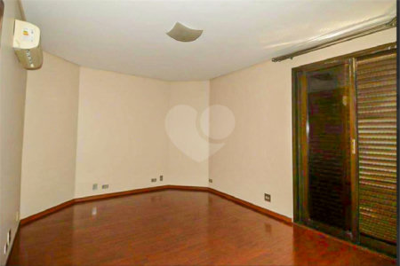 Cobertura à venda com 4 suítes em Vila Suzana, São Paulo, SP