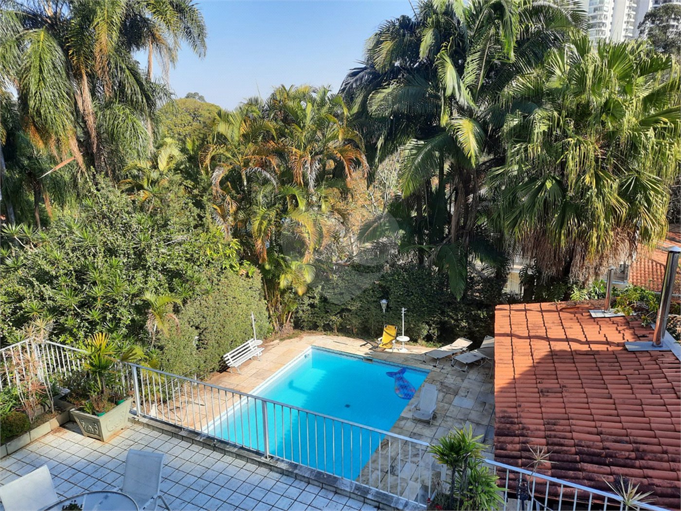 Sobrado à venda com 5 quartos, sendo 3 suítes, em Jardim Marajoara, São Paulo, SP