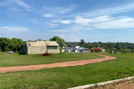 Terreno à venda no condomínio Itapema Iate Clube, Ponta Porã - MS