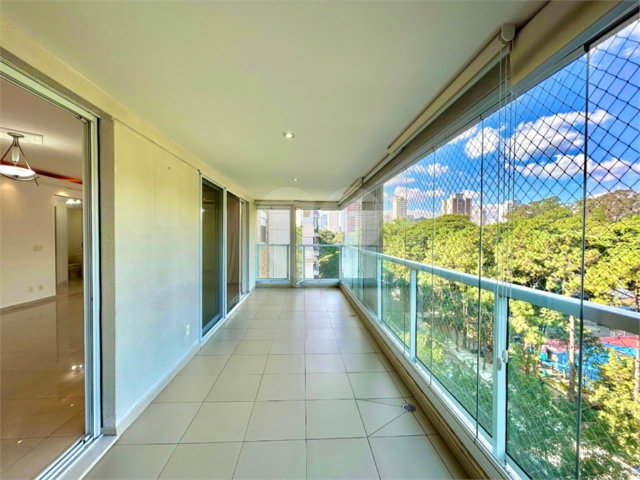 Apartamento à venda com 3 suítes em Chácara Santo Antônio (zona Sul), São Paulo, SP