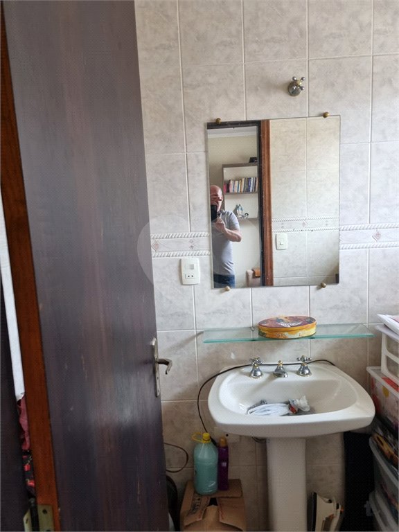 Sobrado à venda com 3 suítes em Vila Vitório Mazzei, São Paulo, SP