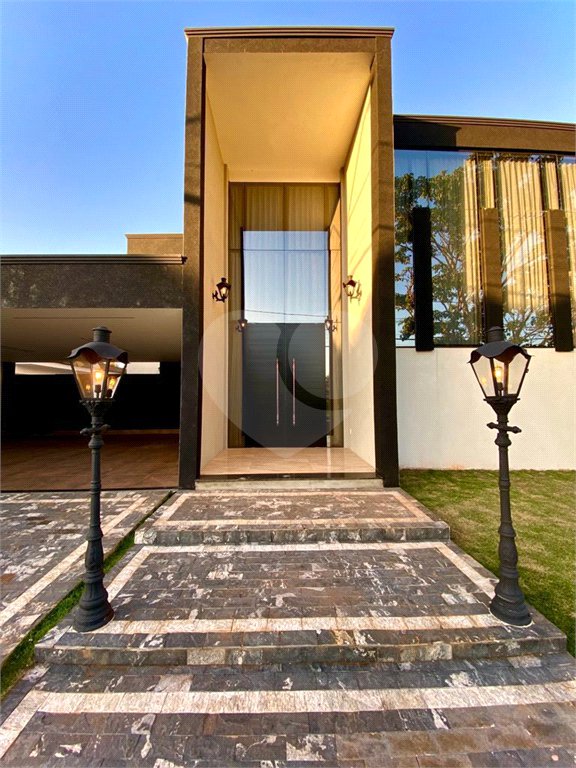 Casa para alugar com 5 suítes em Parque Residencial Damha, Araraquara, SP