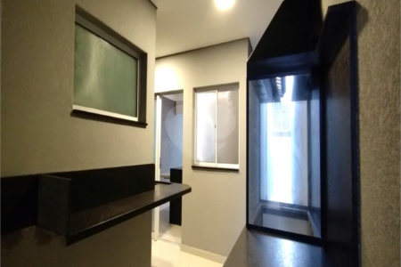 Casa à venda com 3 quartos, sendo 1 suíte, no condomínio Rio das Pedras, Salto - SP