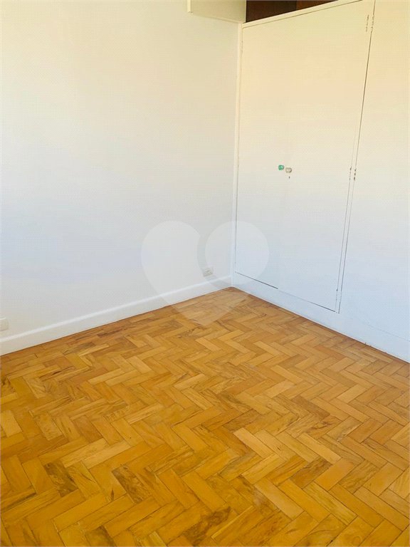 Casa de Vila à venda com 4 quartos, sendo 2 suítes, em Alto da Boa Vista, São Paulo, SP