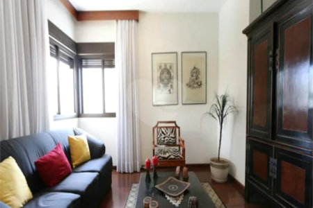 Apartamento à venda com 4 quartos, sendo 3 suítes,  em Vila Andrade, São Paulo, SP