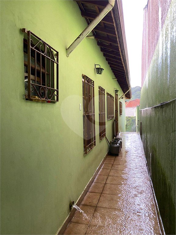 Casa à venda com 3 quartos, sendo 1 suíte,  em Jardim Fonte Áurea, Poá, SP