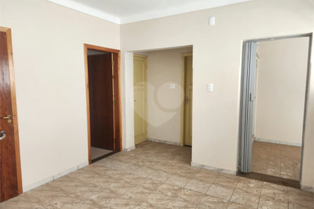Sobrado à venda com 4 quartos, sendo 1 suíte, no Centro, Araraquara, SP