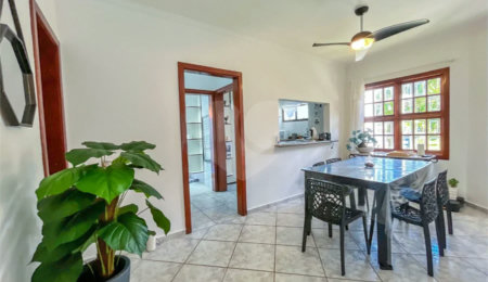 Villagio à venda com 4 quartos, sendo 3 suítes,  em Riviera de São Lourenço, Bertioga, SP